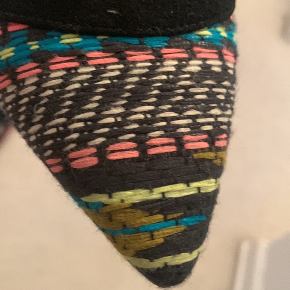 Via Spiga used once the front is different color pretty - Picture 9 of 11